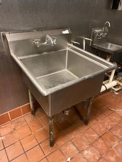 Commercial Utility Sink - Image 1