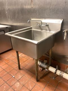 Commercial Utility Sink - Image 3