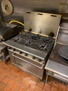 Six-Burner Gas Range with Oven - Image 4