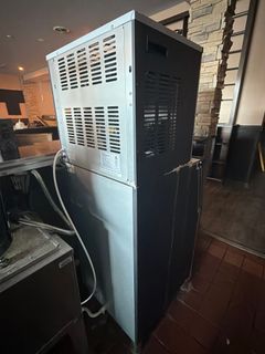 Commercial Ice Maker & Bin - Image 4