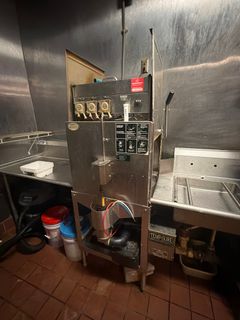 Commercial Dishwasher - Image 3