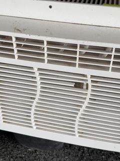 GE Window Air Conditioner With Digital Controls - Image 3