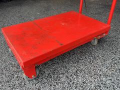 500 lb Hydraulic Lift Table - Image 3