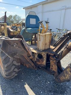 Ford 4500 Backhoe Loader with 7ft Front Bucket - Image 9