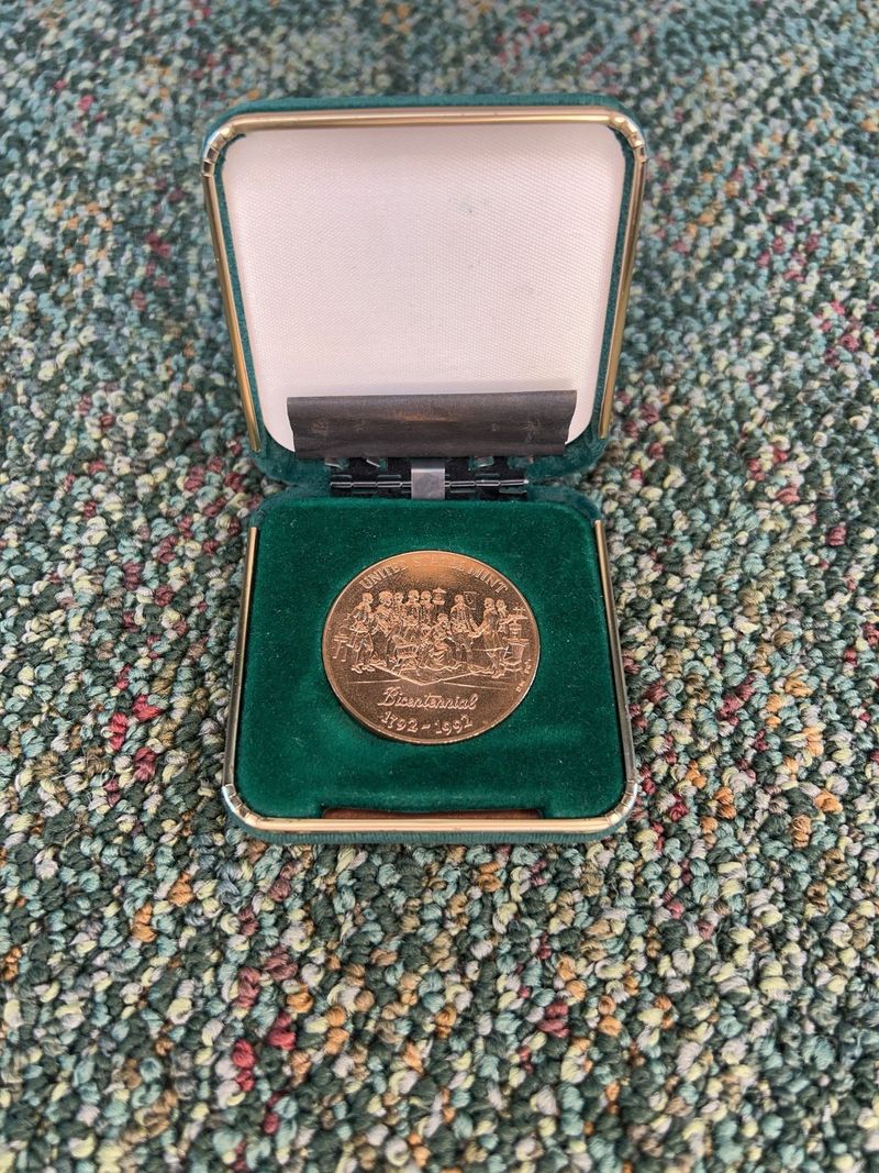 U.S. Mint Bicentennial 1792–1992 Medal in Case - Image 1