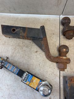 Trailer Hitch Ball Mounts and Balls - Image 3