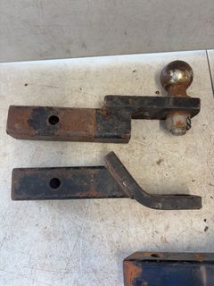 5 Trailer Hitch Ball Mounts - Image 2