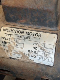 Benchtop Bandsaw With Induction Motor & Blades - Image 7