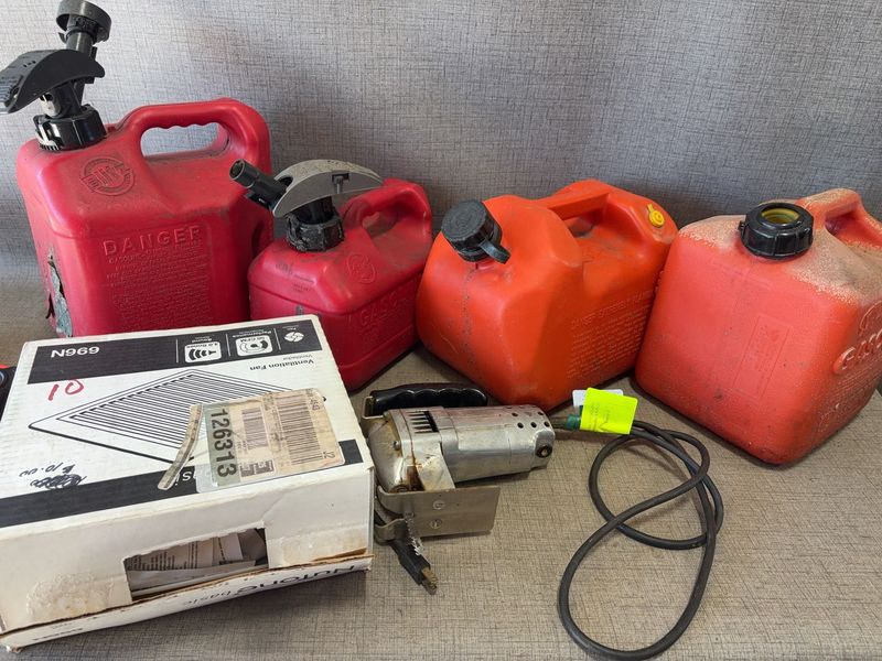 Lot: Gas Cans, Jigsaw, Ventilation Fan - Image 1