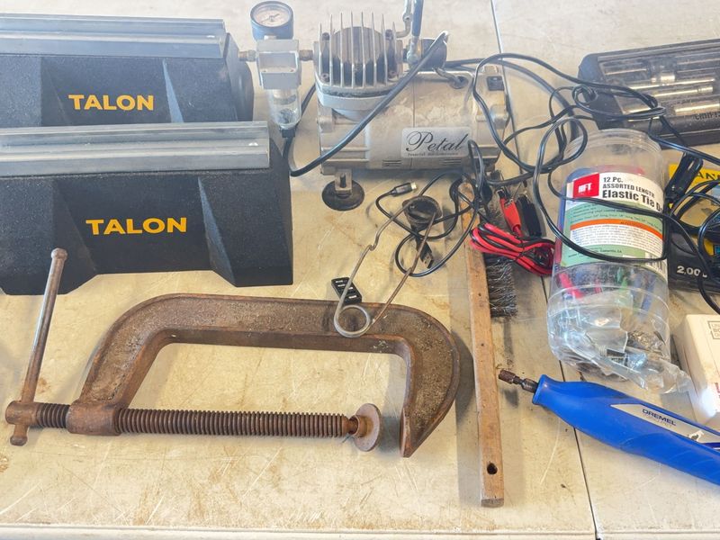 Misc. Tools, Compressor & Accessories - Image 1