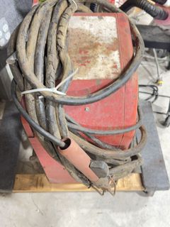 Lincoln AC 225 Amp Arc Welder With Leads - Image 4