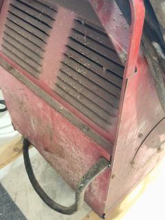Lincoln AC 225 Amp Arc Welder With Leads - Image 5