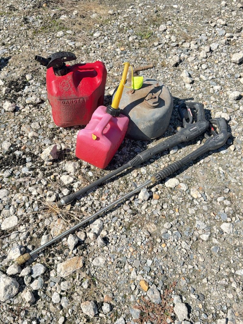 Misc. Gas Can Lot - Image 1