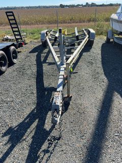 2013 19ft Boat Trailer with 8ft Tongue - Image 2