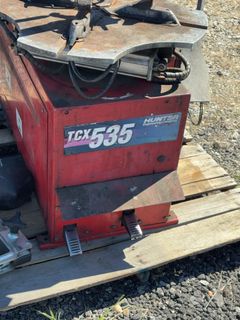 Tire Changer Machine TCX535 by Hunter - Image 3