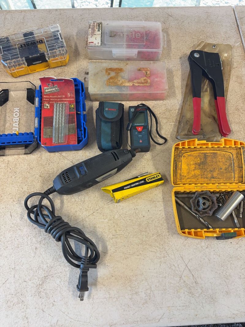 Tools And Accessories Lot - Image 1