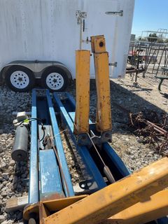 Zosramp ZMB Blue Hydraulic Loading Ramp - Image 3