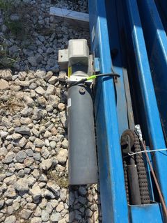 Zosramp ZMB Blue Hydraulic Loading Ramp - Image 4