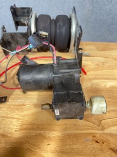 Air Helper Springs Compressor Kit with Gauge - Image 3