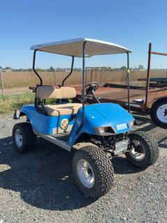 EZ-Go Gas Golf Cart - Image 3