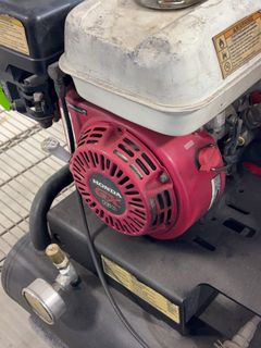 NorthStar Air Compressor with Honda GX160 Engine - Image 2