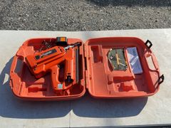 Paslode Cordless Utility Nail Gun in Case, Untested - Image 1