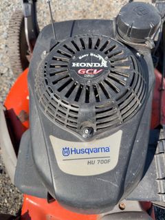 Self-Propelled Husqvarna HU 700F Lawn Mower - Image 3