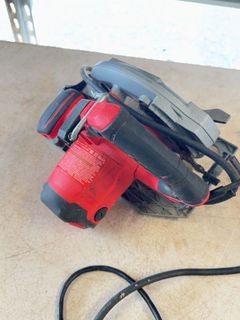 Corded Craftsman Circular Saw and Black and Decker Drill - Image 4