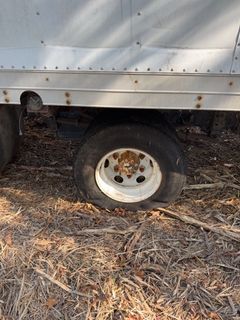 **Alternate Pickup Location and Date** 1997 GMC Isuzu Turbo Diesel Box Truck, 16ft Cargo Area - Image 10