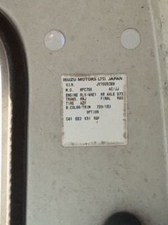 **Alternate Pickup Location and Date** 2000 Isuzu Box Truck with 19ft Cargo Area - Image 10