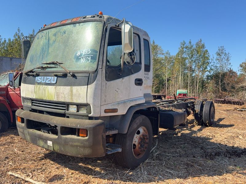 **Alternate Pickup Location and Date** 1999 Isuzu FTR Cab & Chassis, 24FT - Image 1