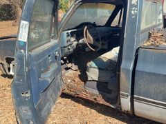 **Alternate Pickup Location and Date** Chevrolet Pickup Truck, No Key, Untested - Image 5