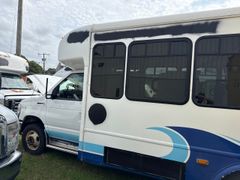 2020 Ford E-450 Starcraft Handicap Accessible Bus *Alternate Location* - Image 1