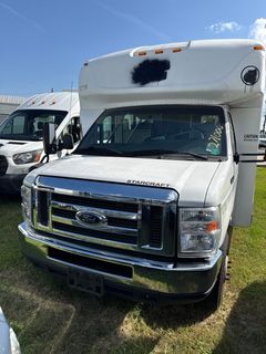2020 Ford E-450 Starcraft Handicap Accessible Bus *Alternate Location* - Image 2