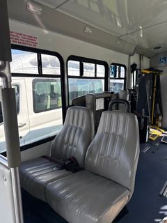 2020 Ford E-450 Starcraft Handicap Accessible Bus *Alternate Location* - Image 22