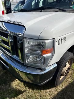 2020 Ford E-450 Starcraft Handicap Accessible Bus *Alternate Location* - Image 10