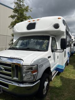 2020 Ford E-450 Starcraft Handicap Accessible Bus *Alternate Location* - Image 1