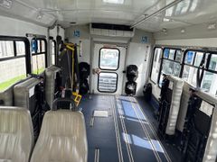 2020 Ford E-450 Starcraft Handicap Accessible Bus *Alternate Location* - Image 18