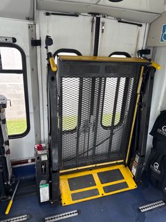 2020 Ford E-450 Starcraft Handicap Accessible Bus *Alternate Location* - Image 19