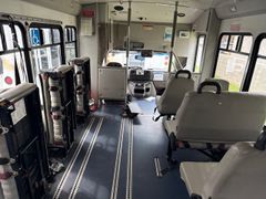 2020 Ford E-450 Starcraft Handicap Accessible Bus *Alternate Location* - Image 22