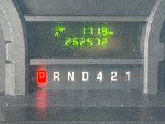 2020 Ford E-450 Starcraft Handicap Accessible Bus *Alternate Location* - Image 25