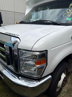 2020 Ford E-450 Starcraft Handicap Accessible Bus *Alternate Location* - Image 9