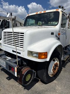 1995 International 4000 Series Service/Crane Truck *Alternate Location* - Image 12