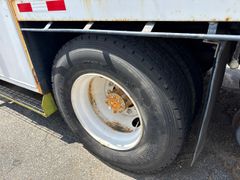 1995 International 4000 Series Service/Crane Truck *Alternate Location* - Image 29