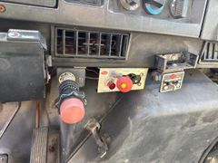 1995 International 4000 Series Service/Crane Truck *Alternate Location* - Image 37