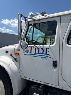 1995 International 4000 Series Service/Crane Truck *Alternate Location* - Image 42