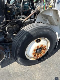 1995 International 4000 Series Service/Crane Truck *Alternate Location* - Image 7