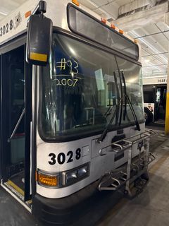 2007 Gillig 40-Foot Diesel Transit Bus - Image 2