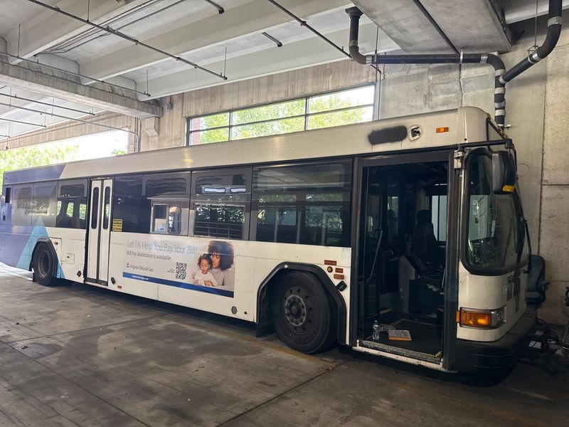 2007 Gillig 40-Foot Diesel Transit Bus - Image 1