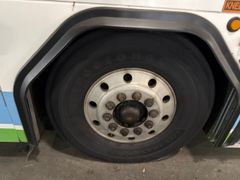 2007 Gillig 40-Foot Diesel Transit Bus - Image 10